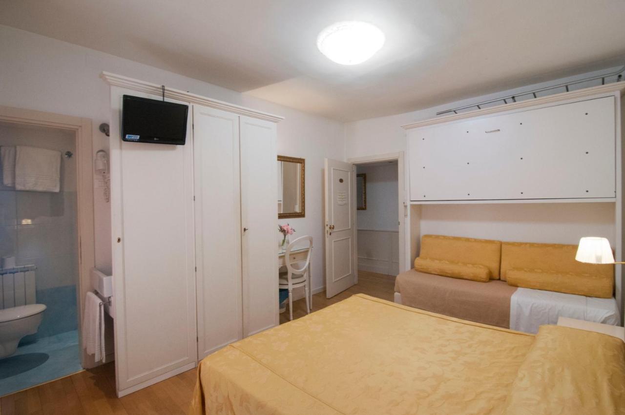 Albergo Ai Tolentini Венеция Екстериор снимка