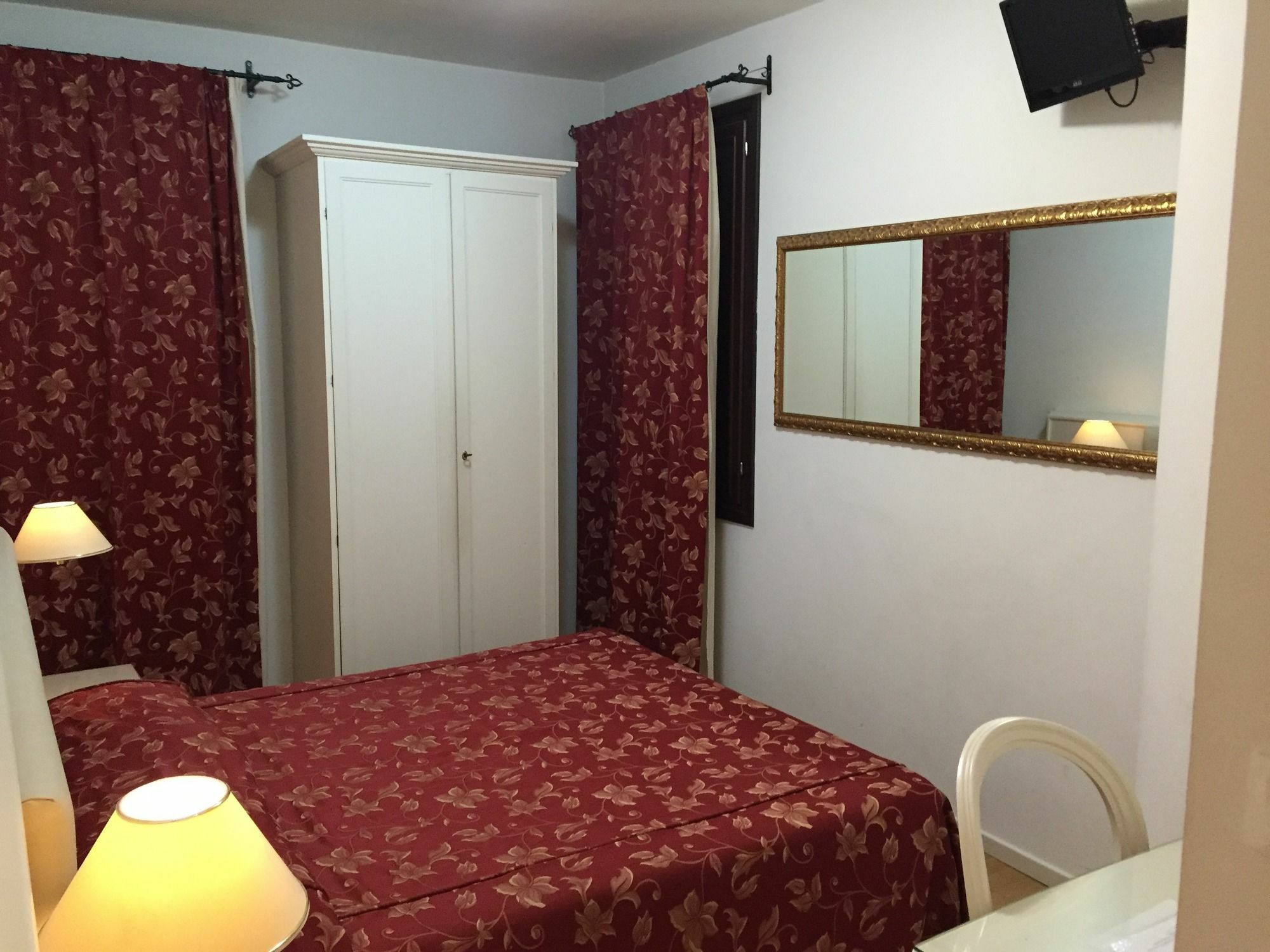 Albergo Ai Tolentini Венеция Екстериор снимка